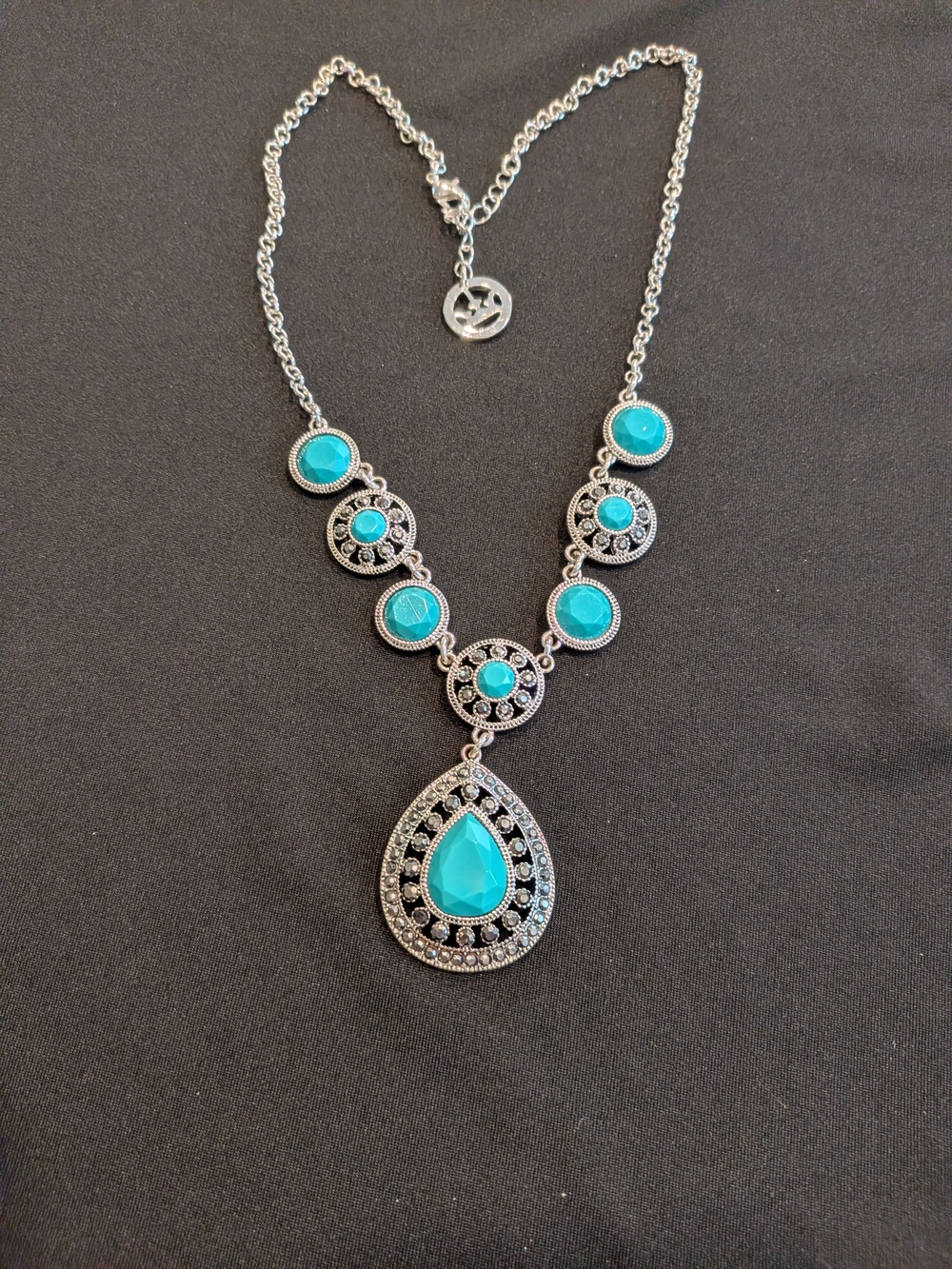 Vintage 2001s Turquoise Teardrop Pendant Necklace 12" - Women Jewelry